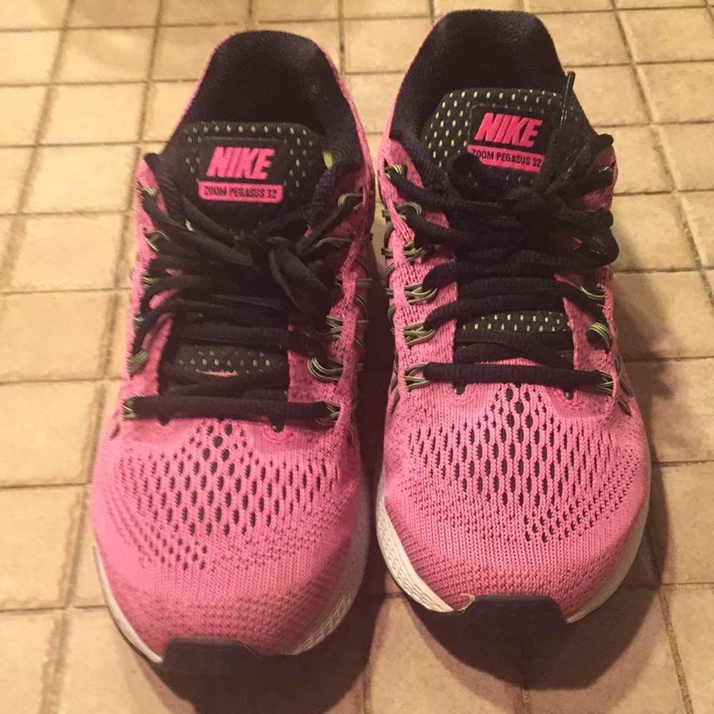 Nike Zoom Pegasus Pink